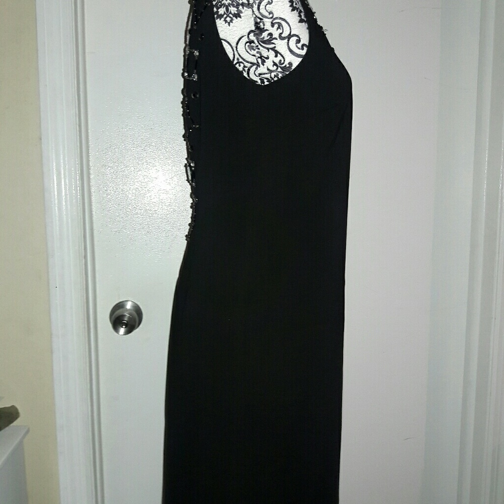 Little Black Dress - Picture 7 of 8